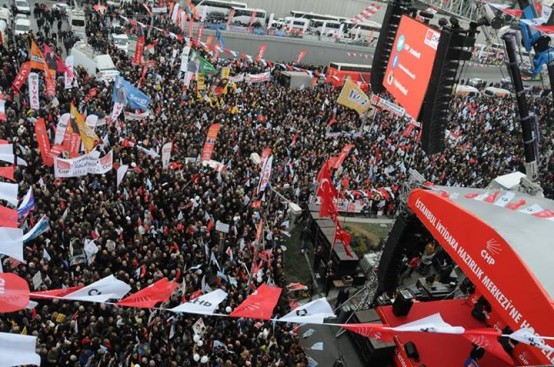 CHP’liler İstanbul’a çıkarma yaptı!