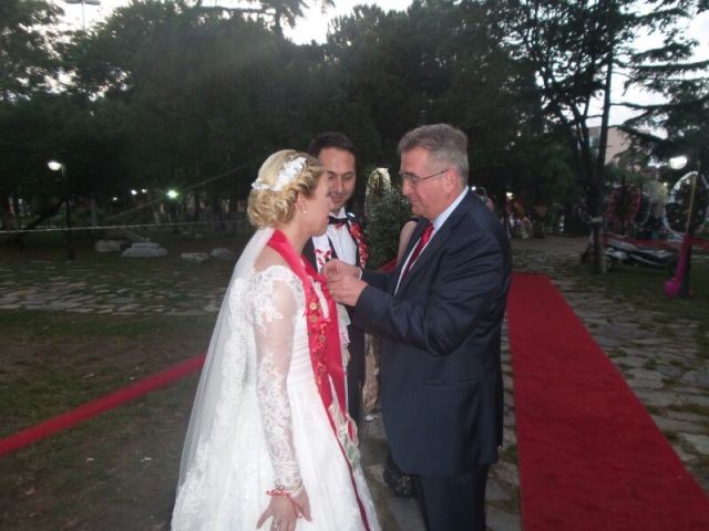 Fatma Sarıbıyık ve  Servet Yıldırım evlendi... 27