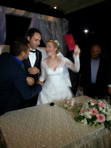 Fatma Sarıbıyık ve  Servet Yıldırım evlendi... 29