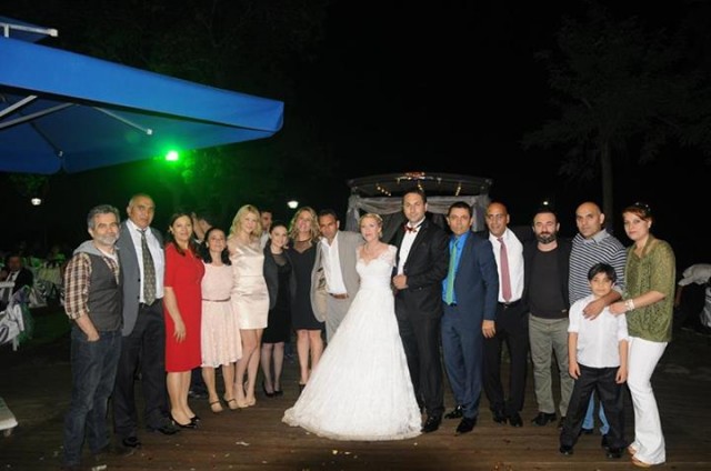 Fatma Sarıbıyık ve  Servet Yıldırım evlendi... 6