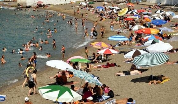 Ramazan Bayramında sahiller doldu taştı 20