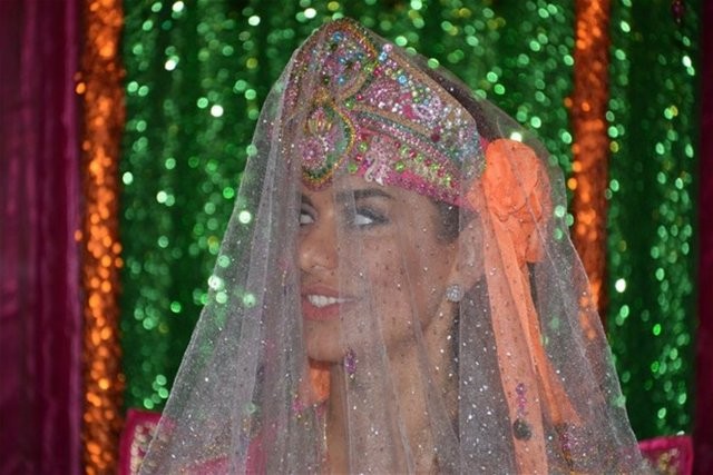 Ünlü model Ebru Şancı evliliğe bir adım daha yaklaştı 18