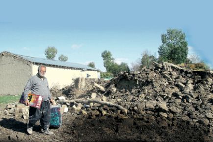 Orada bir köy var artık yakında