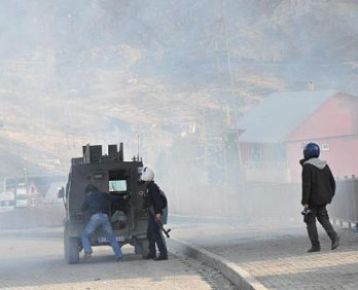 Hakkari yine karıştı