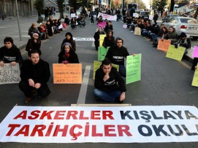 Atanamayan öğretmenler Ankara'da