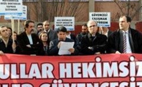 Aile hekimliğine protesto