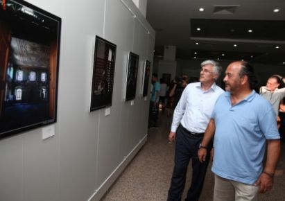 'İSTANBUL CAMİLERİ' SANATSEVERLERİ BEKLİYOR