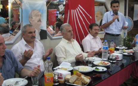 CHP'den imamlara iftar