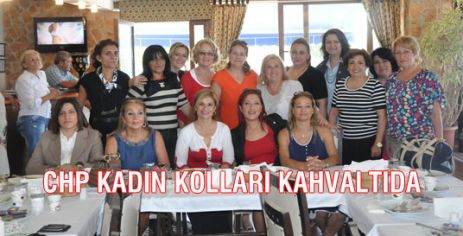 KADIN KOLLARI KAHVALTIDA