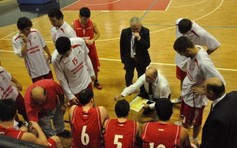 Devler Sakarya’ya fark attı 131-54 !!!