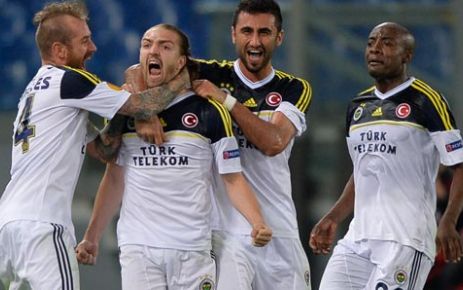 Fenerbahçe Yarı Finalde