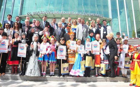 Dünya çocukları Beylikdüzü’nde