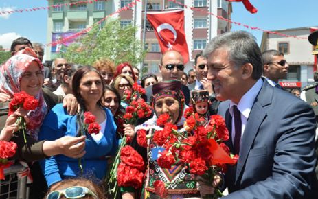 Gül'den Ardahan'a iki müjde