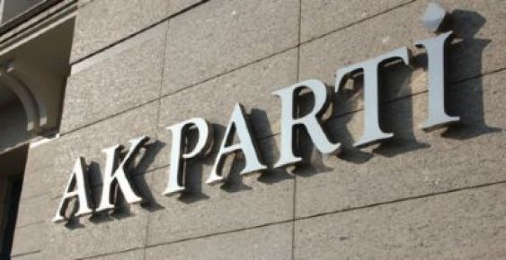 AK Parti'den Seçim Barajı Hazırlığı