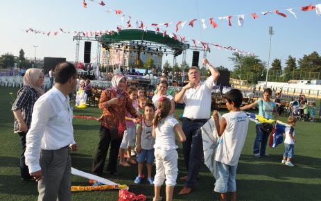 Festivalde gökyüzü uçurtmalarla renklendi