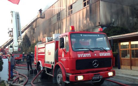 Esenyurt'ta fabrika yangını