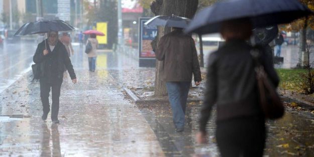 Sıcaklıklar Aynı, Sağanak Yağış Geliyor