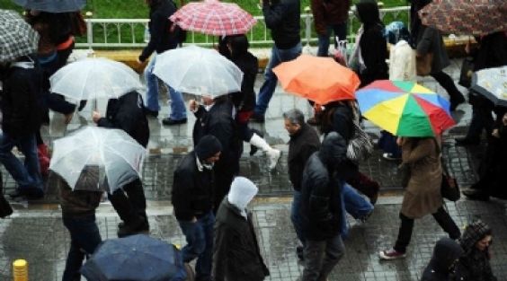 Hava Sıcaklığı Düşüyor, Yağmur Geliyor