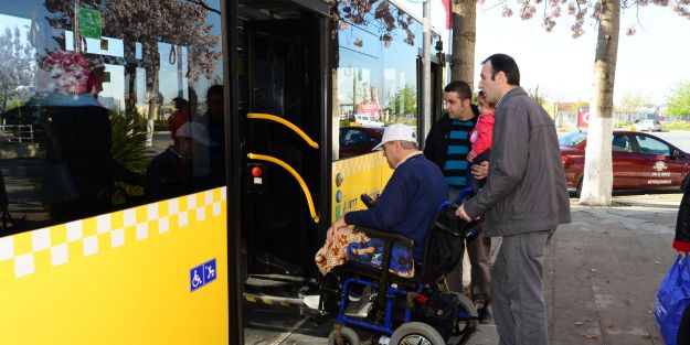 Kampa uğurlandılar