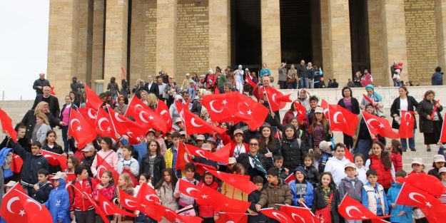 Ata'ya mektup götürecekler