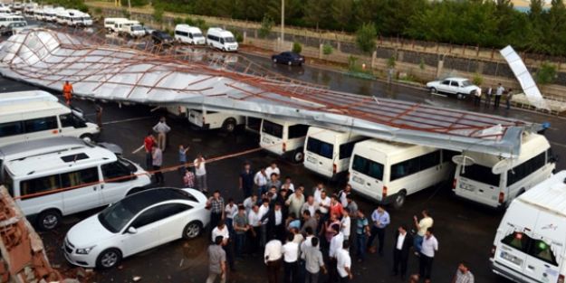 İstanbul'da Hortum Korku Saçtı