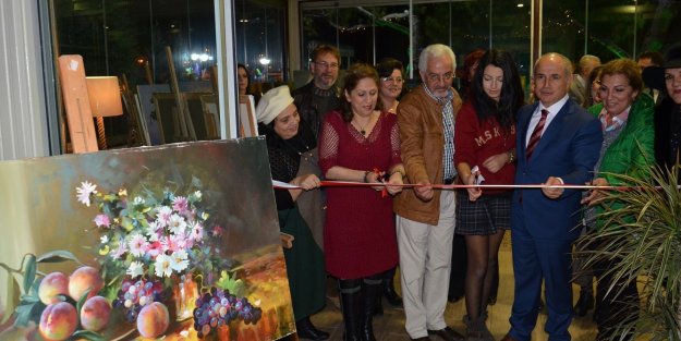 "Bizim işimiz insanları mutlu etmektir"