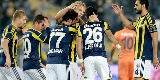 Fenerbahçe, Başakşehir'i 2-0 Yendi