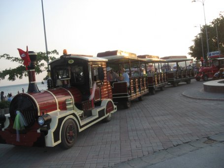 Tren gelir hoş gelir, içi dolu rant gelir!