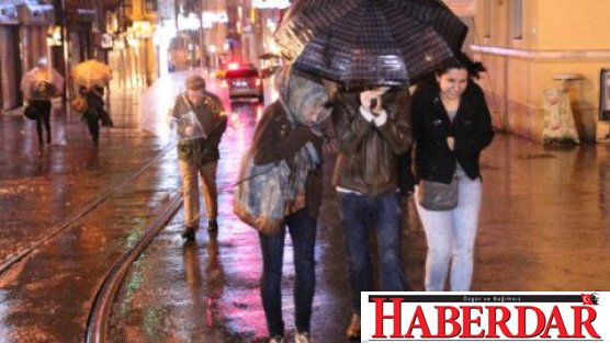 İstanbul'da gece yağmur etkili oldu