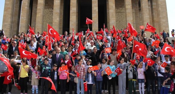 Bakırköylü çocuklar Atamıza mektuplarını götürecek