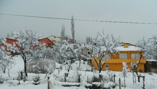 Baharı beklerken yine kar geldi