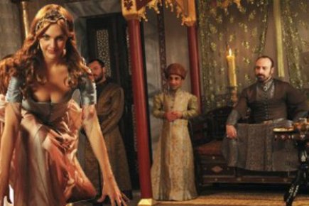 Hürrem Sultan'dan kadınlara tüyo