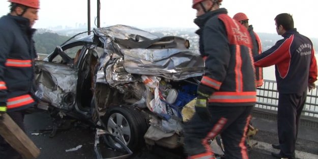 Maça geliyorlardı kaza yaptılar: 1 ölü, 4 yaralı