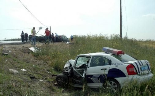 Trafik polisini trafik canavarı şehit etti