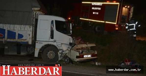 Cenaze yolunda fecii kaza: 5 ölü