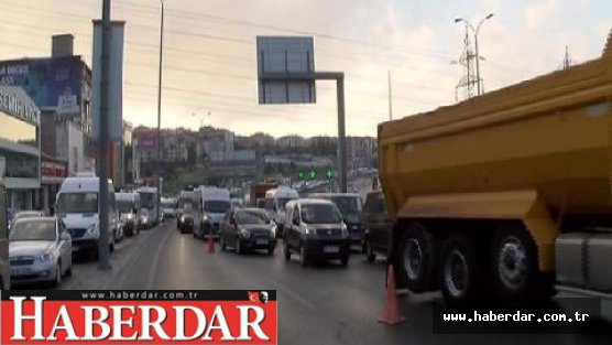 Avcılar'da kaza: Trafik felç oldu