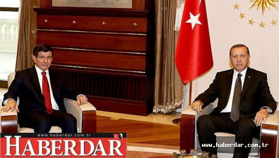 Erdoğan, hükümeti kurma görevini Ahmet Davutoğlu'na verdi.