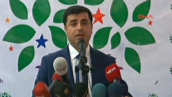 Demirtaş'tan silahları derhal bırakın çağrısı