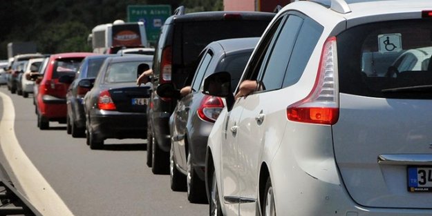 İstanbul'da trafik felç oldu