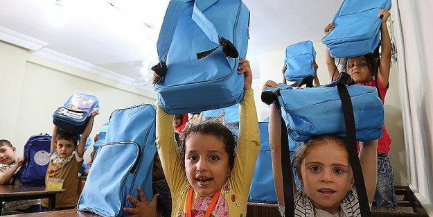 Hatay'daki Suriyeli çocuklara eğitim desteği