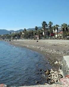 Marmaris'te deniz çekildi