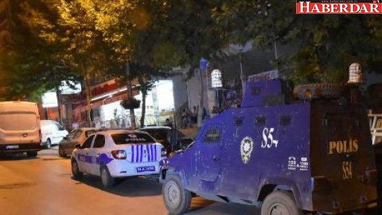 Esenyurt'ta bir restorana ses bombası atıldı