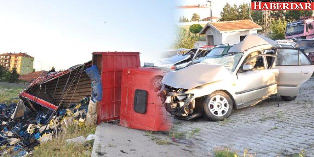 Cenaze Yolunda Feci Kaza: 6 Ölü, 1 Yaralı