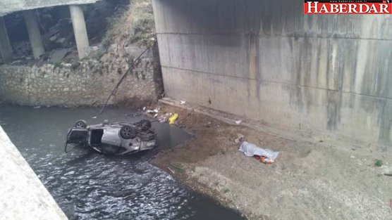 Esenyurt’ta araç su kanalına uçtu: 1 ölü