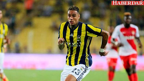 Van der Wiel: Fenerbahçe'de Kalmak İstemiyorum