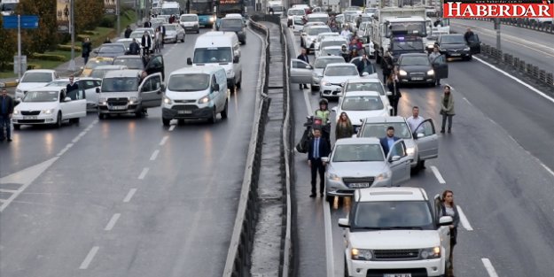 09.05'te İstanbul'da Zaman Durdu!