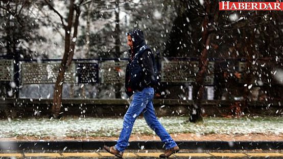 Ankaralılar güne karla başladı