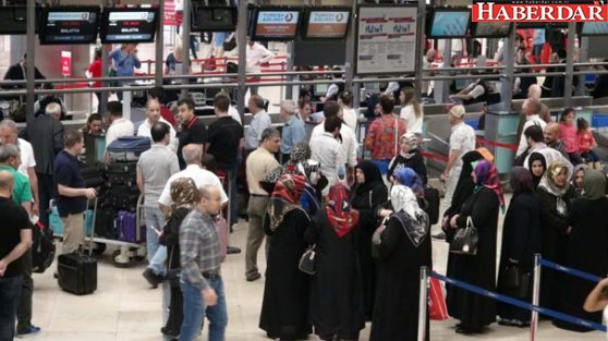 Atatürk Havalimanı'nda bayram yoğunluğu başladı