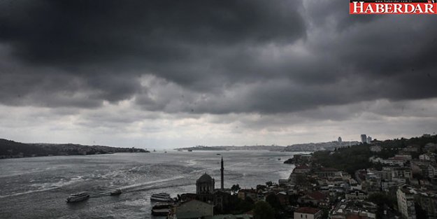 İstanbul'da Öğle Saatlerinden İtibaren Sağanak Yağmur Bekleniyor