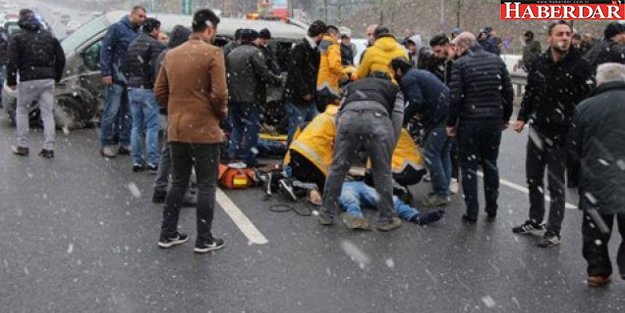 İstanbul'da zincirleme kaza... Yaralılar var